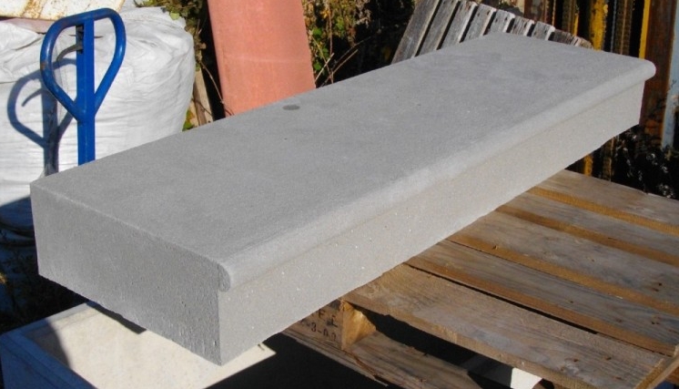 Blocktufe Podest Sandsteineffekt Sichtbeton Ma&szlig;anfertigung Restposten