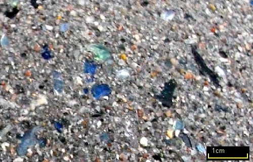 Glasbeton Einstreu blaugr&uuml;n- Nahaufnahme